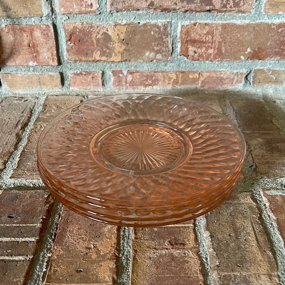 Vtg Pink Depression Glass Set of 4 Bread & Butter Plates - Picture 1 of 5